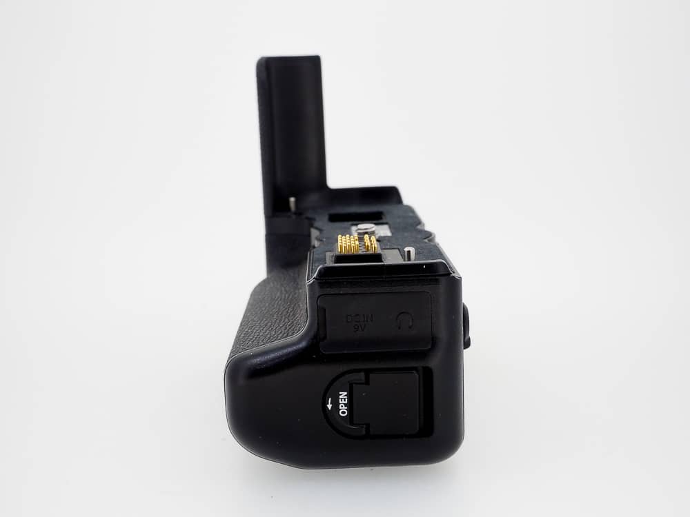 Fujifilm X-T2 Vertical Power Booster Grip - Image 3