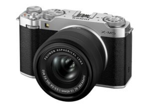 Fujifilm X-M5 + XC 15-45mm f3.5-5.6 OIS PZ Lens