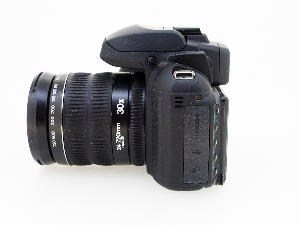 Fujifilm Finepix HS 30 EXR Digital Bridge Camera - Image 5