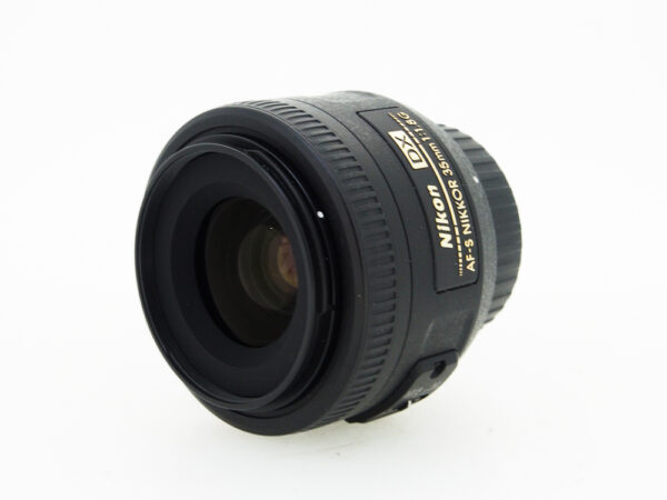Nikon AF-S DX Nikkor 35mm f/1.8G Lens - Chiswick Camera Centre