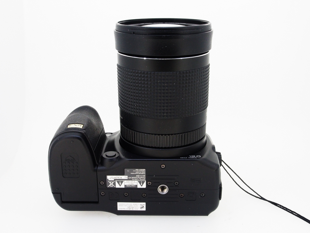 FujiFilm FinePix S200EXR Digital Bridge Camera - Image 8