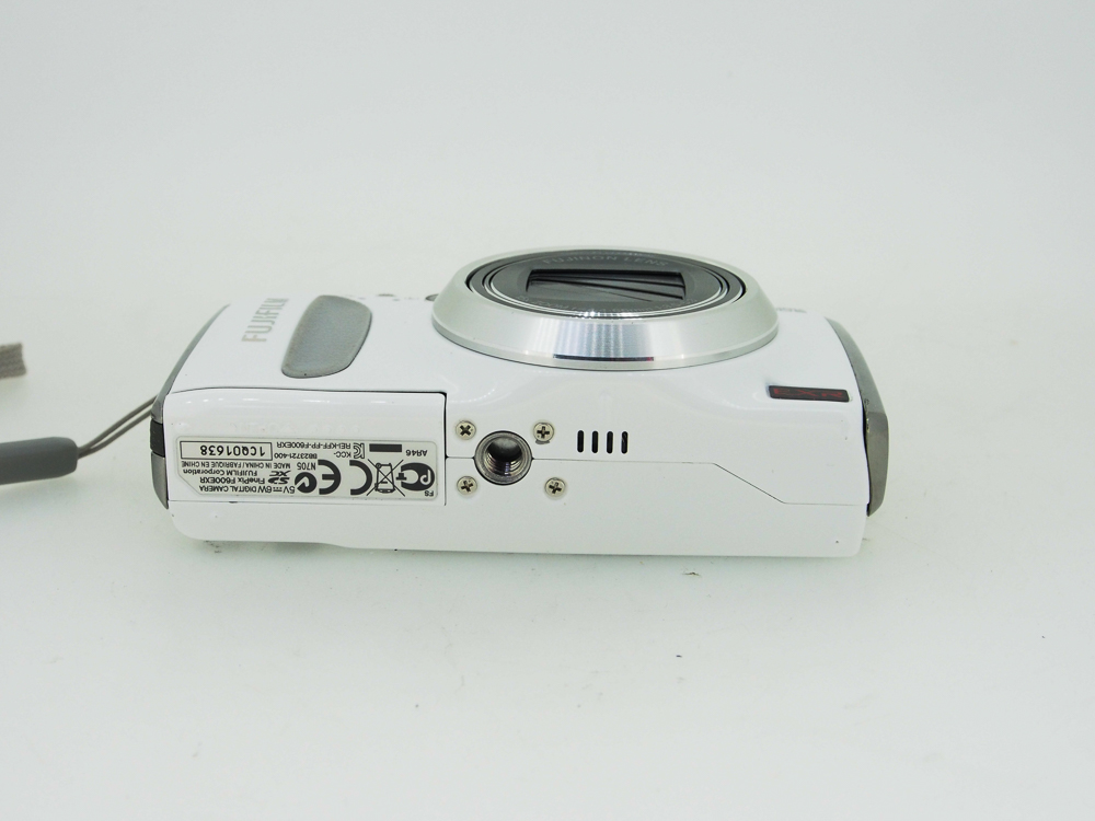 Fujifilm FinePix F600 EXR Digital Compact Camera - Image 9