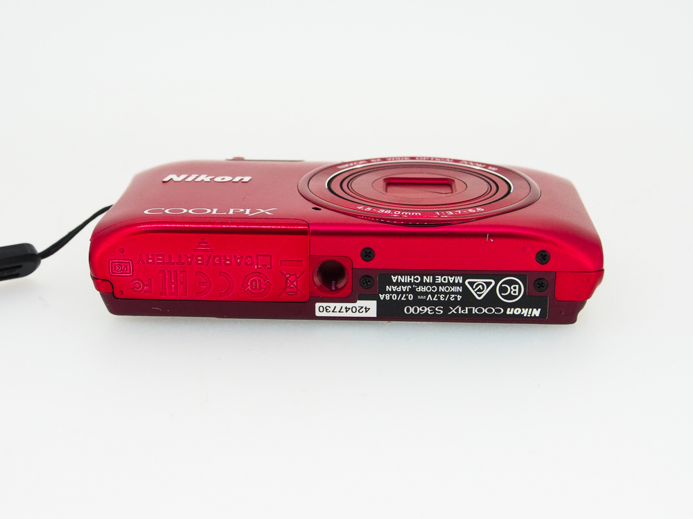 Nikon Coolpix S3600 Compact Digital Camera - Image 7