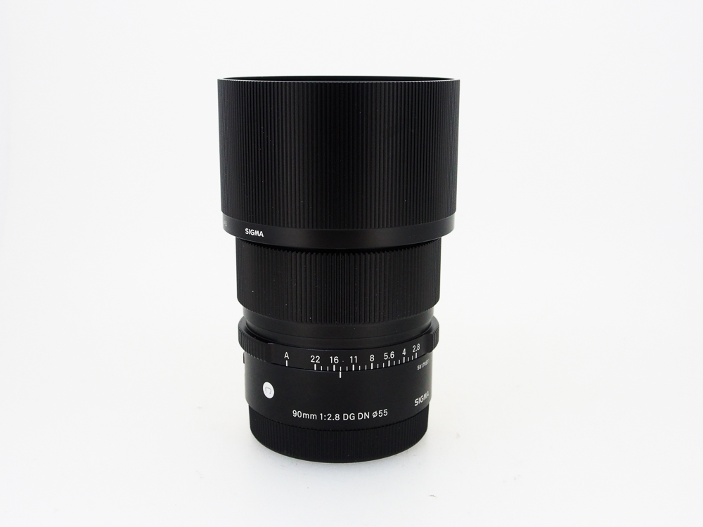 Sigma 90mm f/2.8 DG DN Contemporary - Sony FE Fit - Image 2