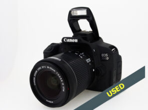 Canon EOS 700D + 18-55mm F3.5-5.6 IS STM Lens