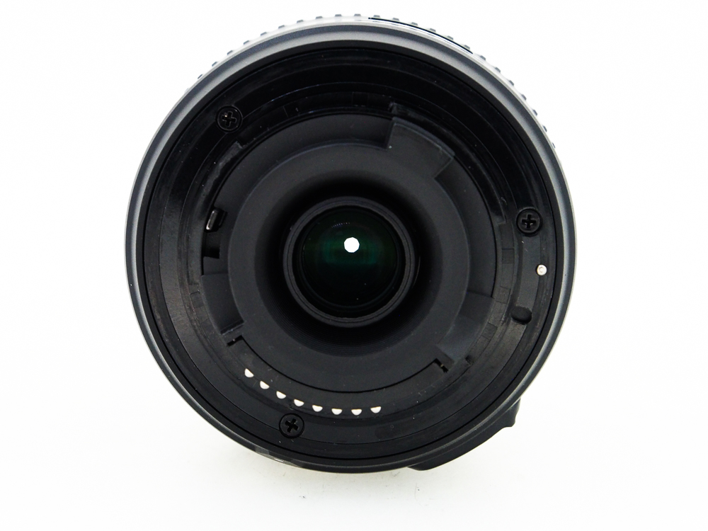Nikon AF-S DX Nikkor 55-200mm f/4-5.6G ED Lens - Image 4