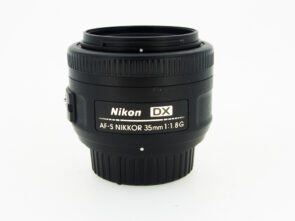 Nikon AF-S DX Nikkor 35mm f/1.8G Lens