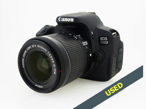 Canon EOS 700D + EF-S 18-55mm F3.5-5.6 IS STM Lens