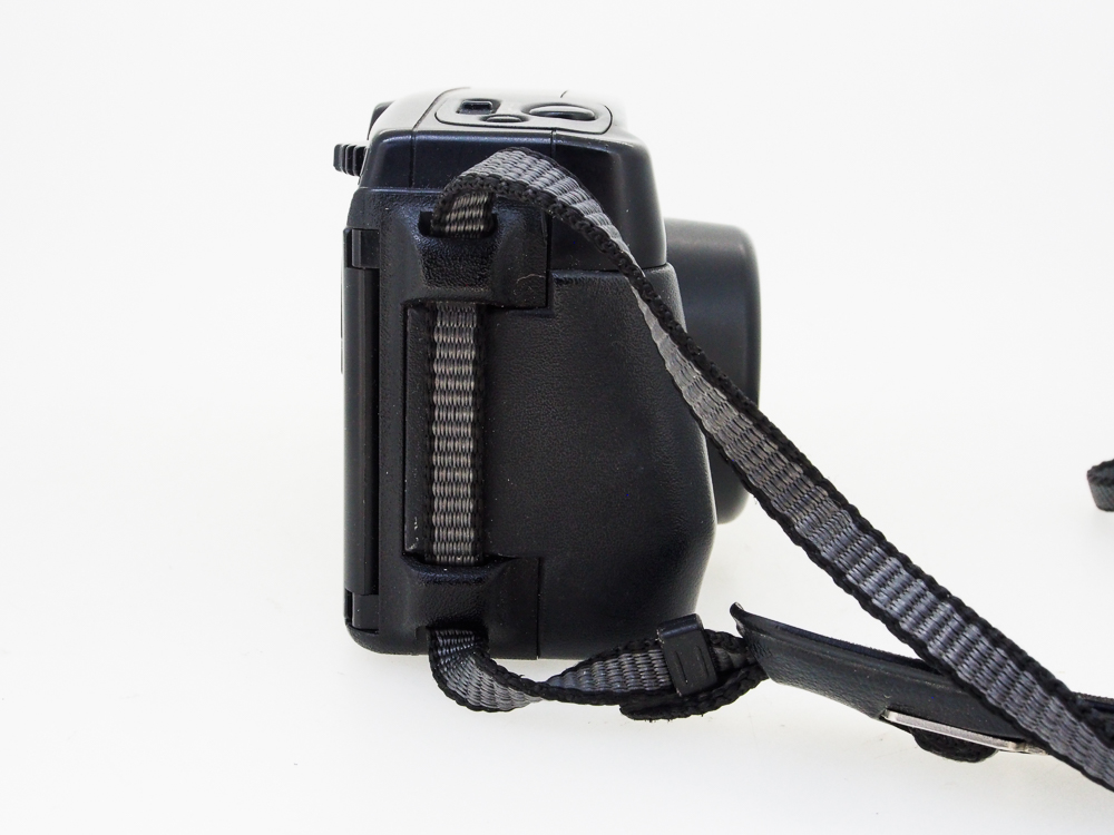 Pentax Zoom 90 Compact Film Camera - Image 6