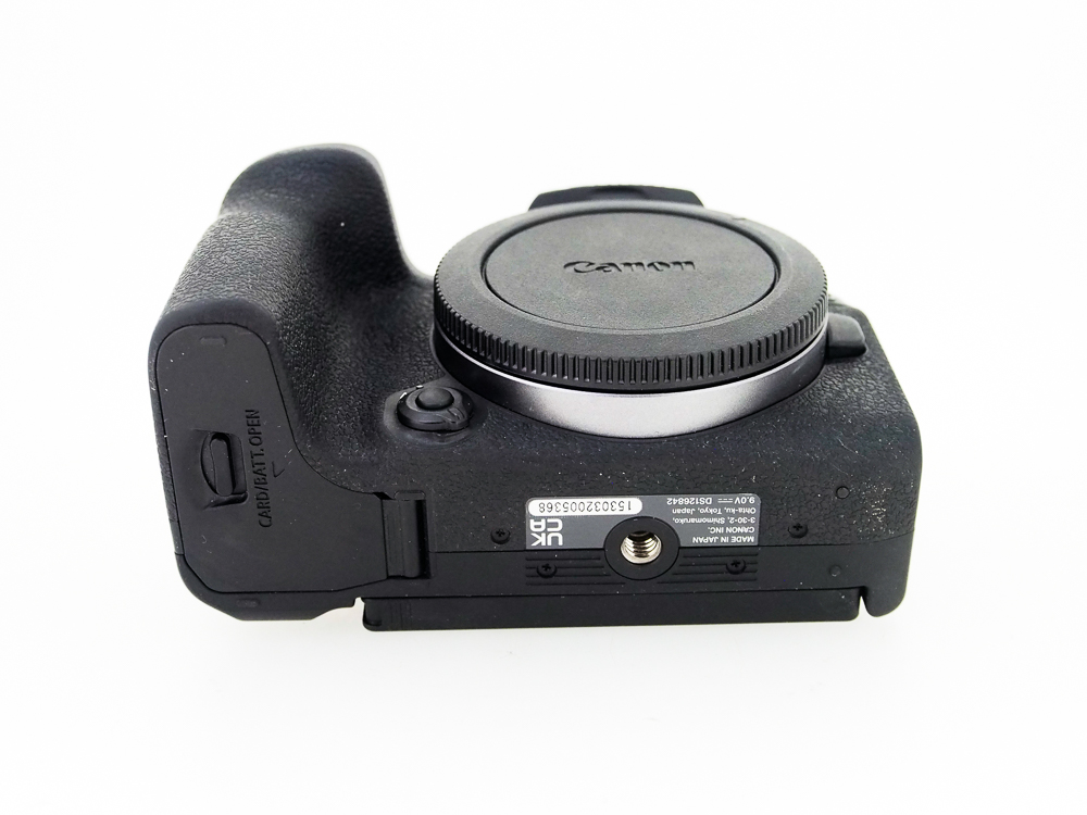 Canon EOS R10 Digital Camera Body - Image 9
