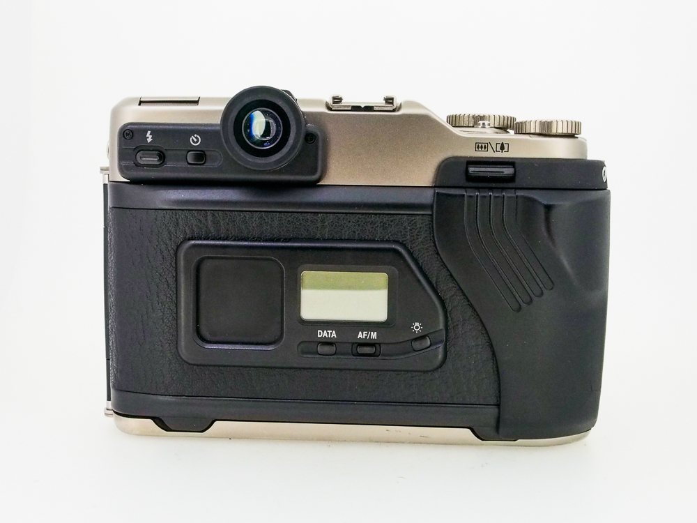 Fujifilm GA645Zi Medium Format Film Camera - Image 4