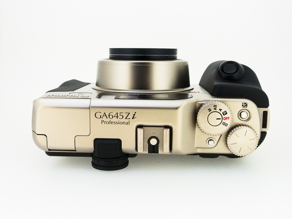 Fujifilm GA645Zi Medium Format Film Camera - Image 6