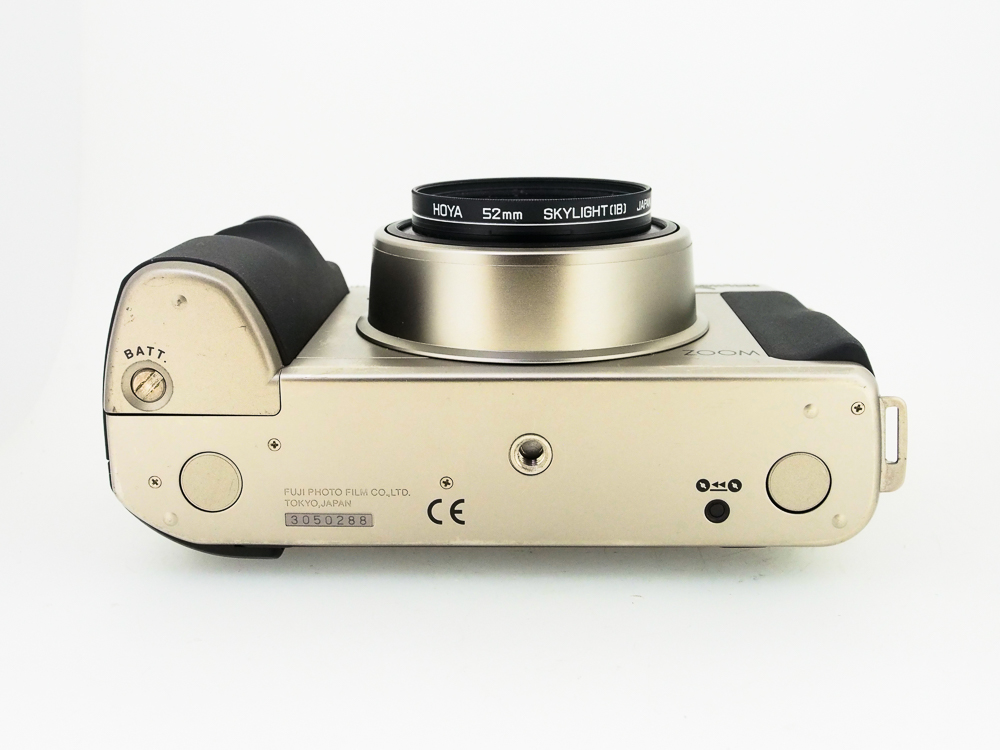 Fujifilm GA645Zi Medium Format Film Camera - Image 7