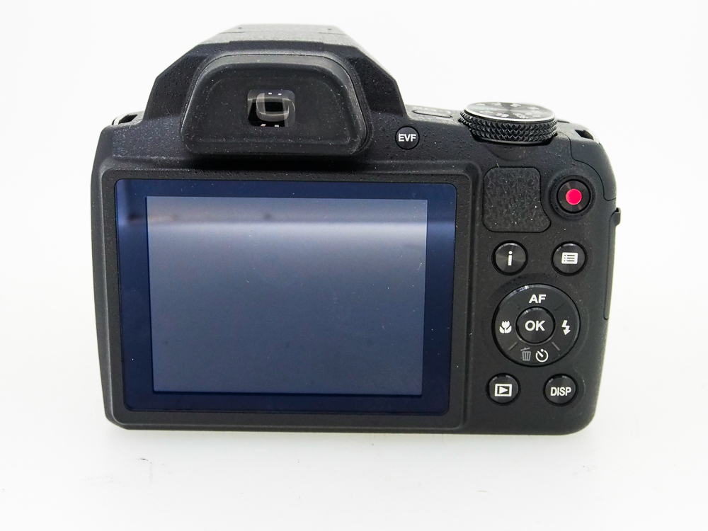 Pentax XG-1 Compact Bridge Camera - Image 4