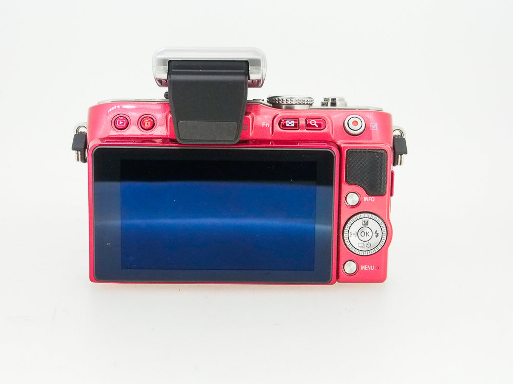 Olympus Pen Lite E-PL3 + 14-42mm F3.5-5.6 ll R Lens - Image 5